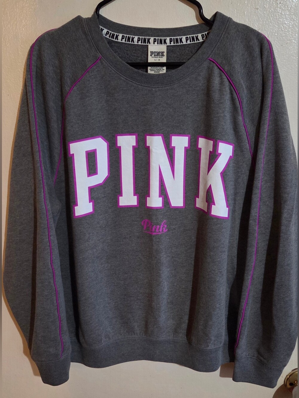 Victoria's Secret PINK 2015 Gray/Pink Trim Crewneck Size Large